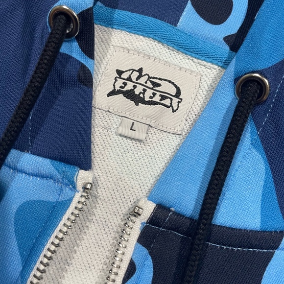 NWT BLUE CATACOMBS hoodie - Picture 6 of 6